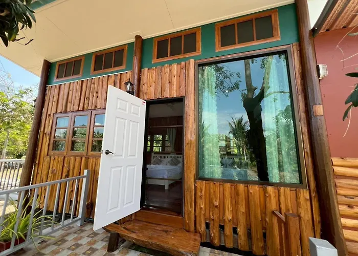 Coco Farm Suanphueng Holiday home *